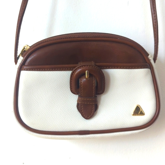 Vintage Handbags - Vintage Liz Claiborne MiniBag - Adorable!